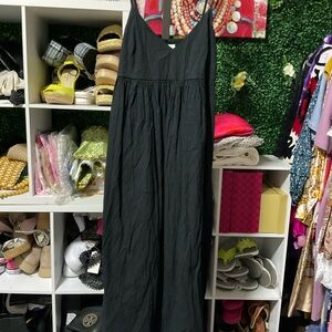 Black Sleeveless Maxi Dress